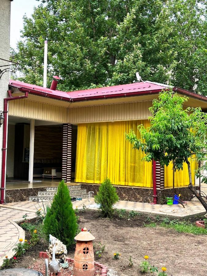 오쉬 Sultan Saray 호스텔 외부 사진