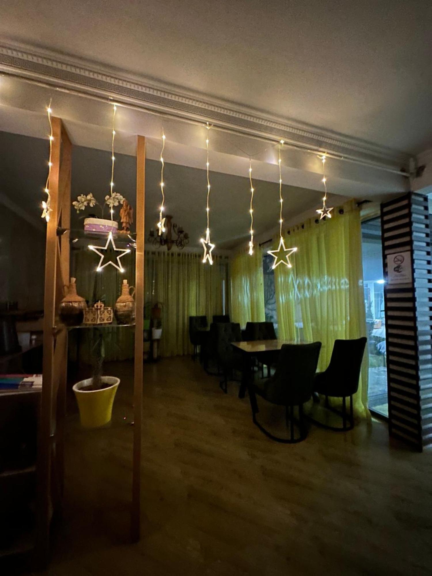오쉬 Sultan Saray 호스텔 외부 사진