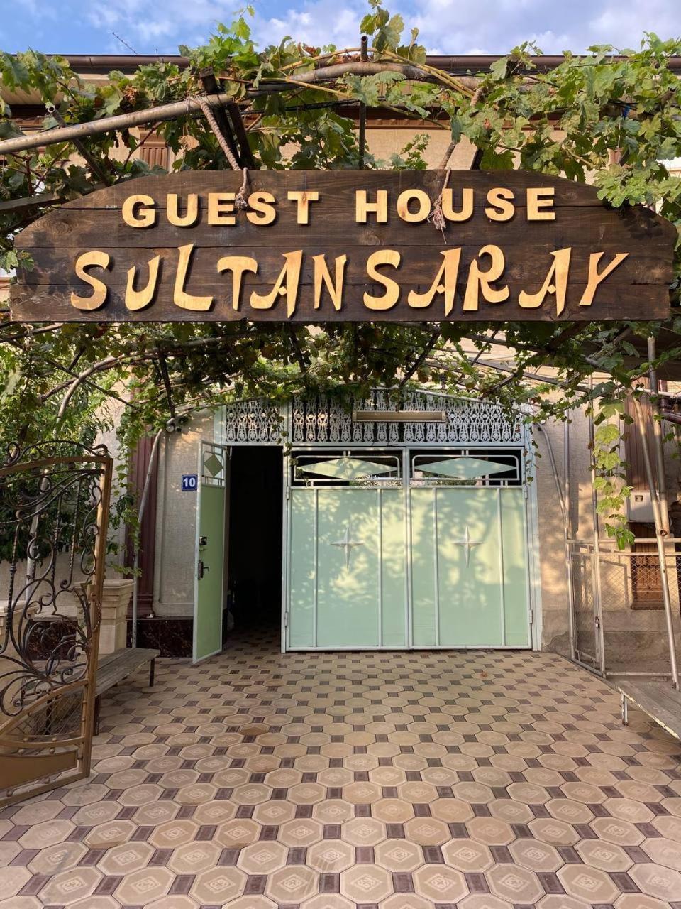 오쉬 Sultan Saray 호스텔 외부 사진