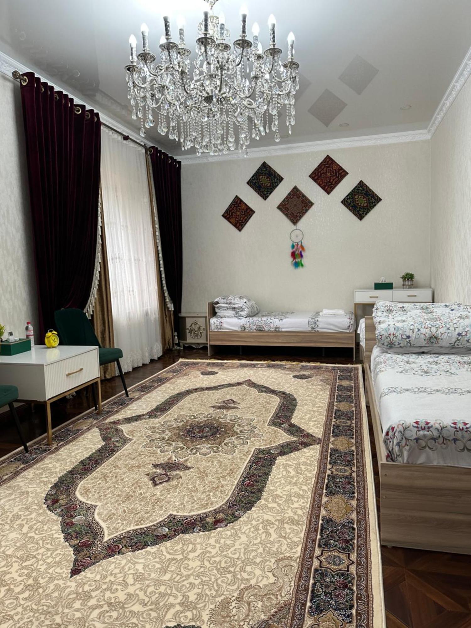 오쉬 Sultan Saray 호스텔 외부 사진