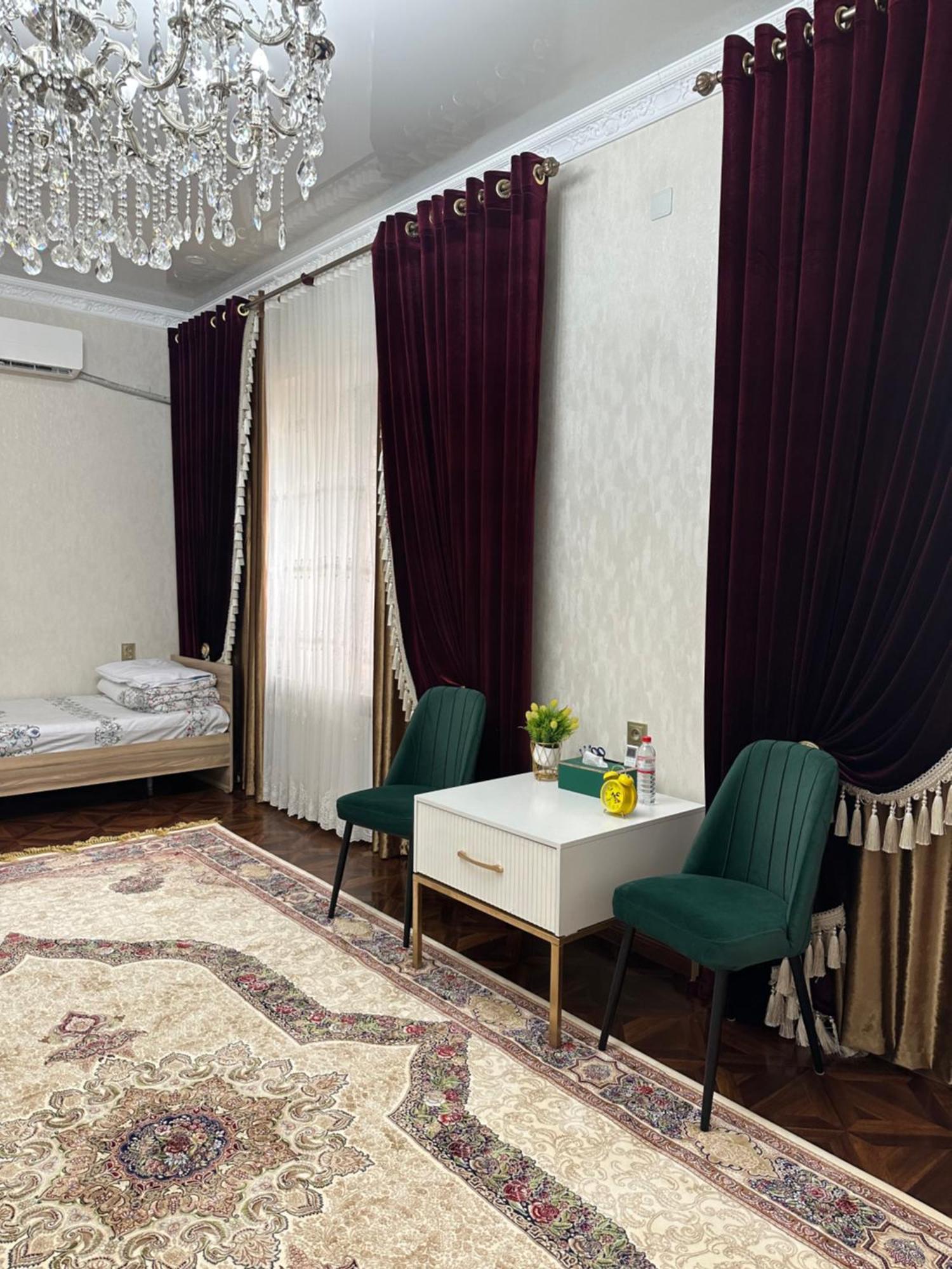 오쉬 Sultan Saray 호스텔 외부 사진