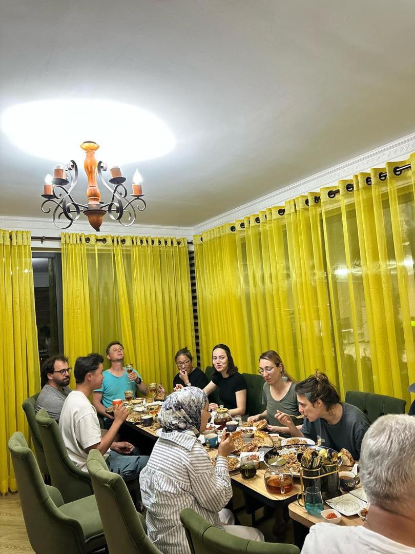 오쉬 Sultan Saray 호스텔 외부 사진
