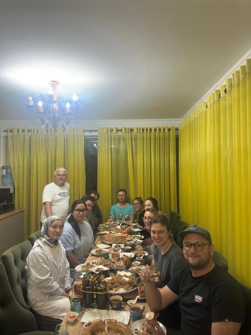 오쉬 Sultan Saray 호스텔 외부 사진